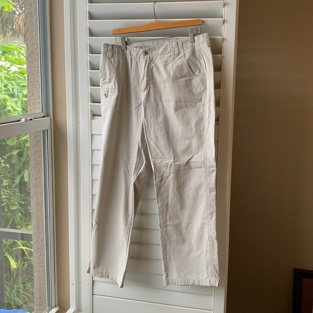 Columbia size 10 hiking pants